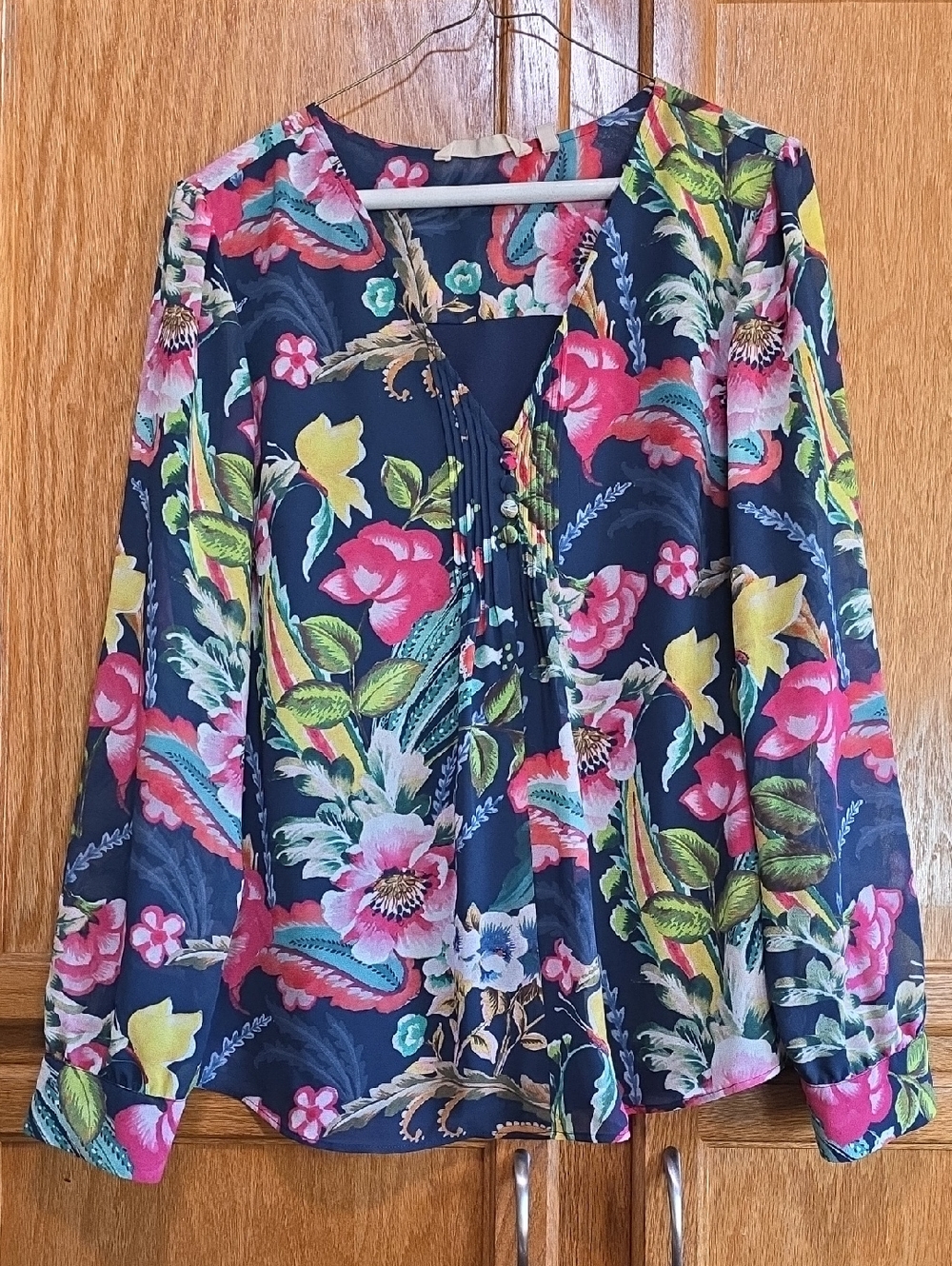 Soft Surroundings Navy Floral Pintuck V-Neck Blouse